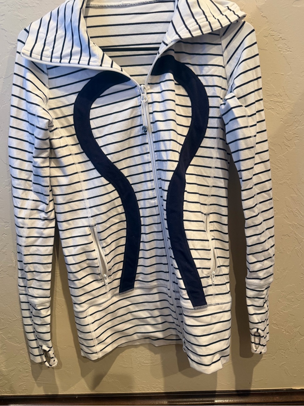 Lululemon In Stride Jacket In Quiet Stripe White US Women’s